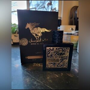 Qaed Al Fursan Black Perfume